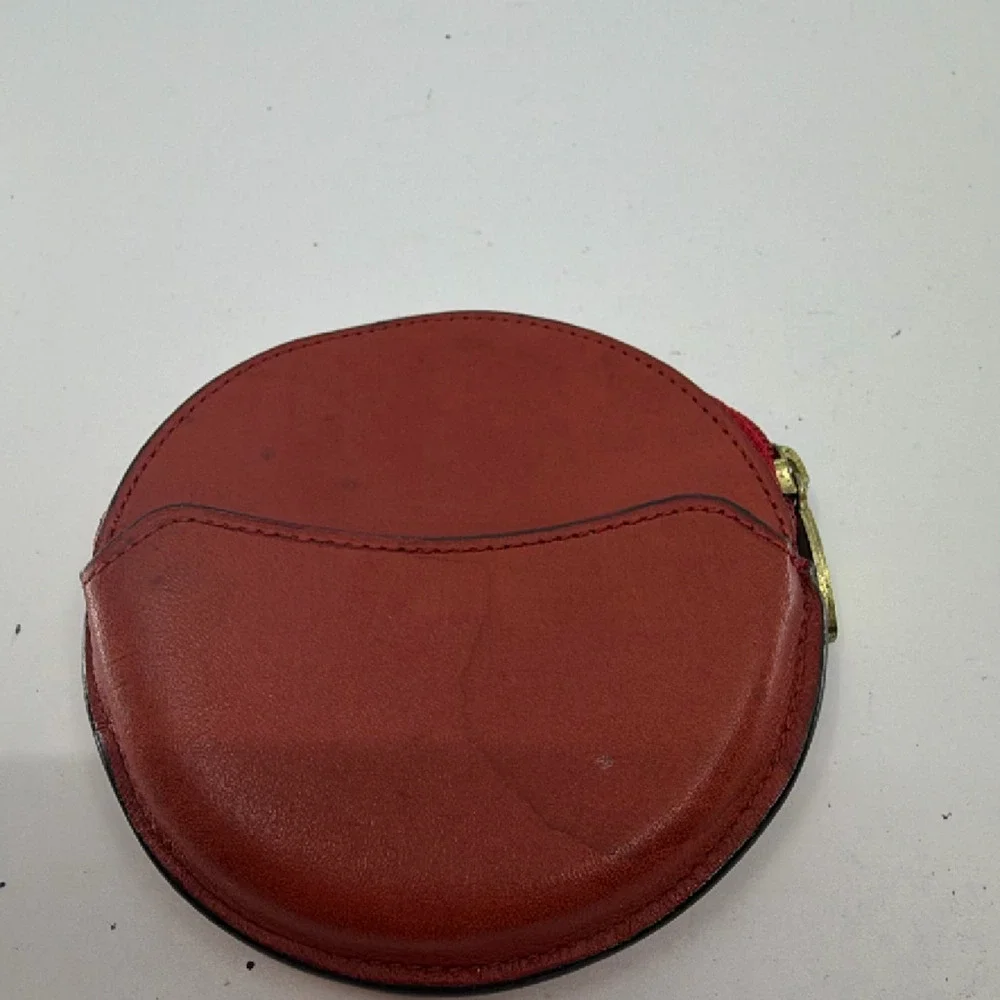 Coach Round Coin Purse Red Leather Coin Purse - Picture 3 of 6